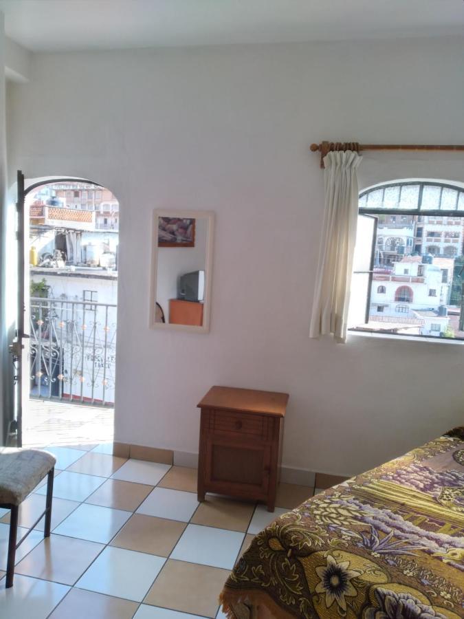 Hotel Las Palomas Taxco de Alarcon Exterior photo
